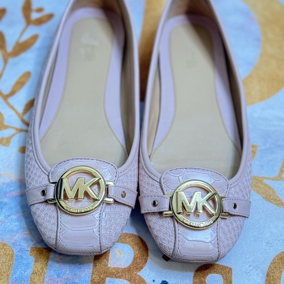 Michael Kors Pink Designer Flats - Picture 2 of 11